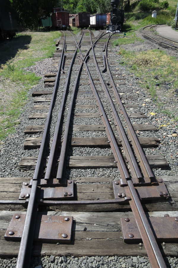 railroad 3-way switch